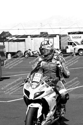 media/Apr-10-2022-SoCal Trackdays (Sun) [[f104b12566]]/Around the Pits/